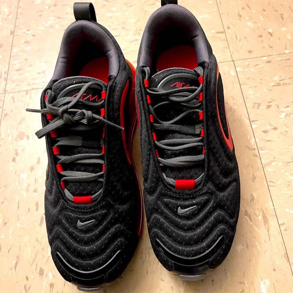 Nike Air Max 720